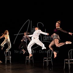 FamilyPortrait 20240330 045.jpg