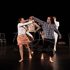 FamilyPortrait 20240330 047.jpg