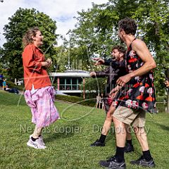 ShortPeople 20220729 500.jpg