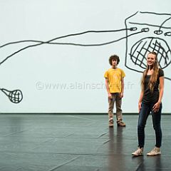 Qu est_ce_qui_nous_arrive_20130620_072 CPR.jpg